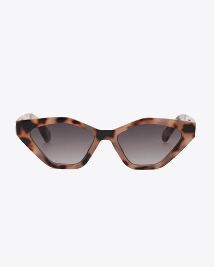 Retro Angular Cat Eye UV400 Sunglasses