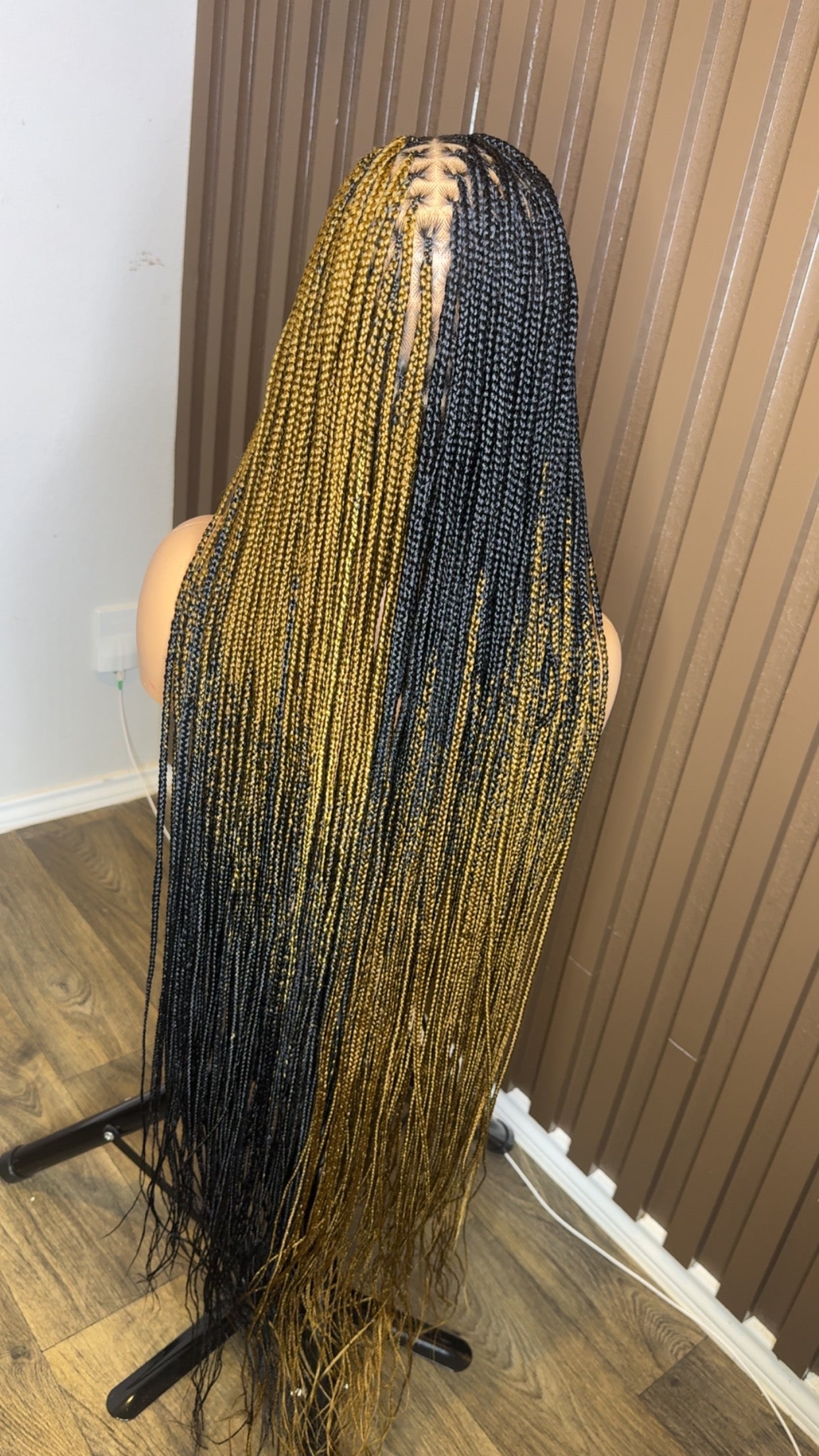 Cross braids color 27