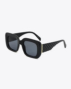 Black / One Size