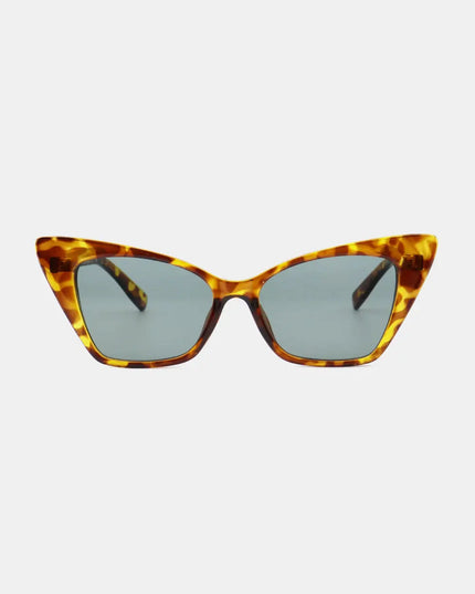 Retro Cat Eye Sunglasses with Acetate Lens – UV400 Protection
