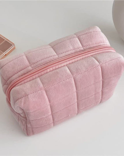 Plush Makeup Bag Checkered Cosmetic Bag Cosmetic Travel Bag Large Zipper Travel Toiletry Bag Portable Multi Functional Capacity Bag Cute Makeup Brushes Storage Bag For Women