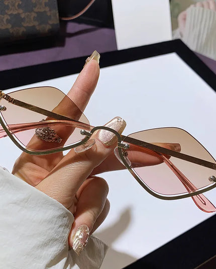 Cat Eye Sunglasses with Gold Metal Frame