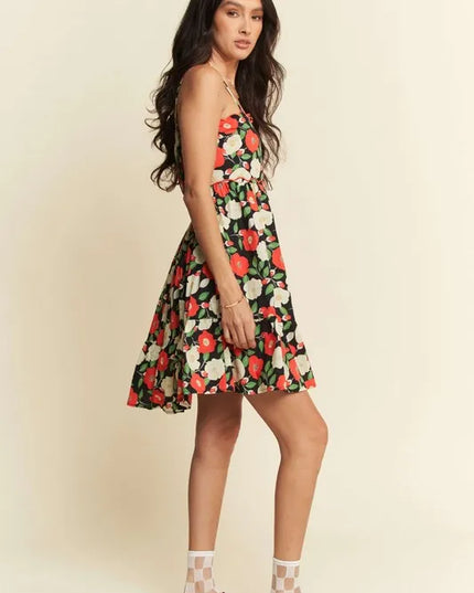 Davi & Dani Floral Mini Dress: Scalloped Cutout Back, Summer Fashion