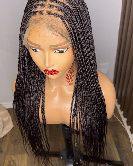 22 inches brown knotless braids
