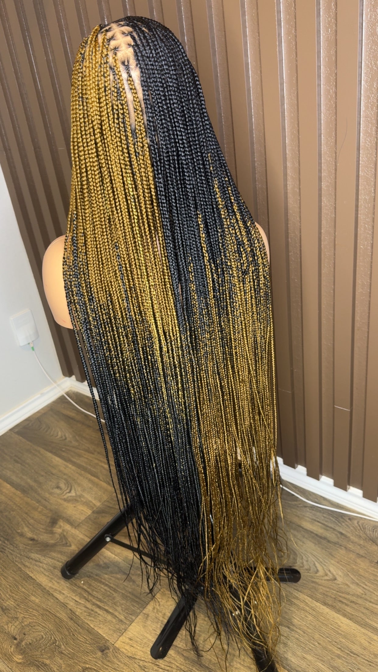 Cross braids color 27