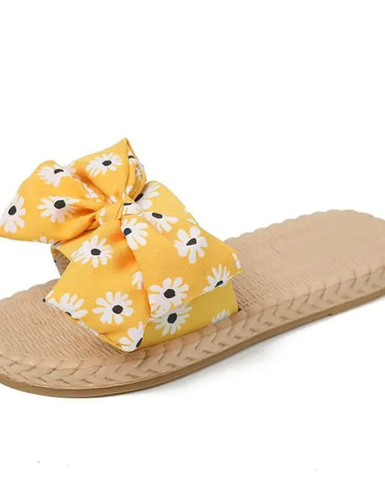 Women's Summer Flat Beach Casual Sandals - Slip-On Style