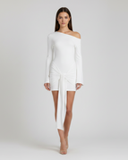 White / S