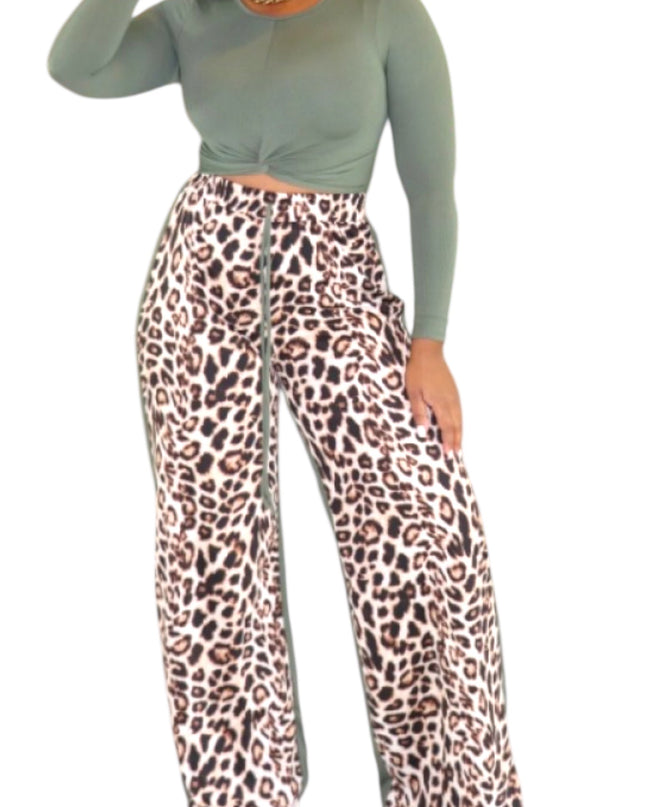 Plus Size Long Sleeve Top And Wide Leg Lepard Print Pants Set