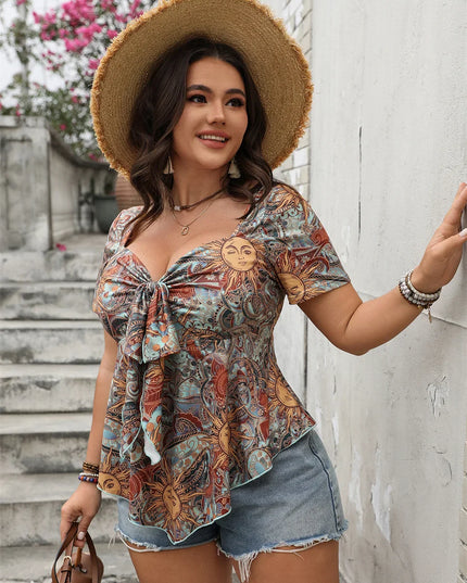 GIBSIE Plus Size Sweetheart Neck Knot Front Print Tops