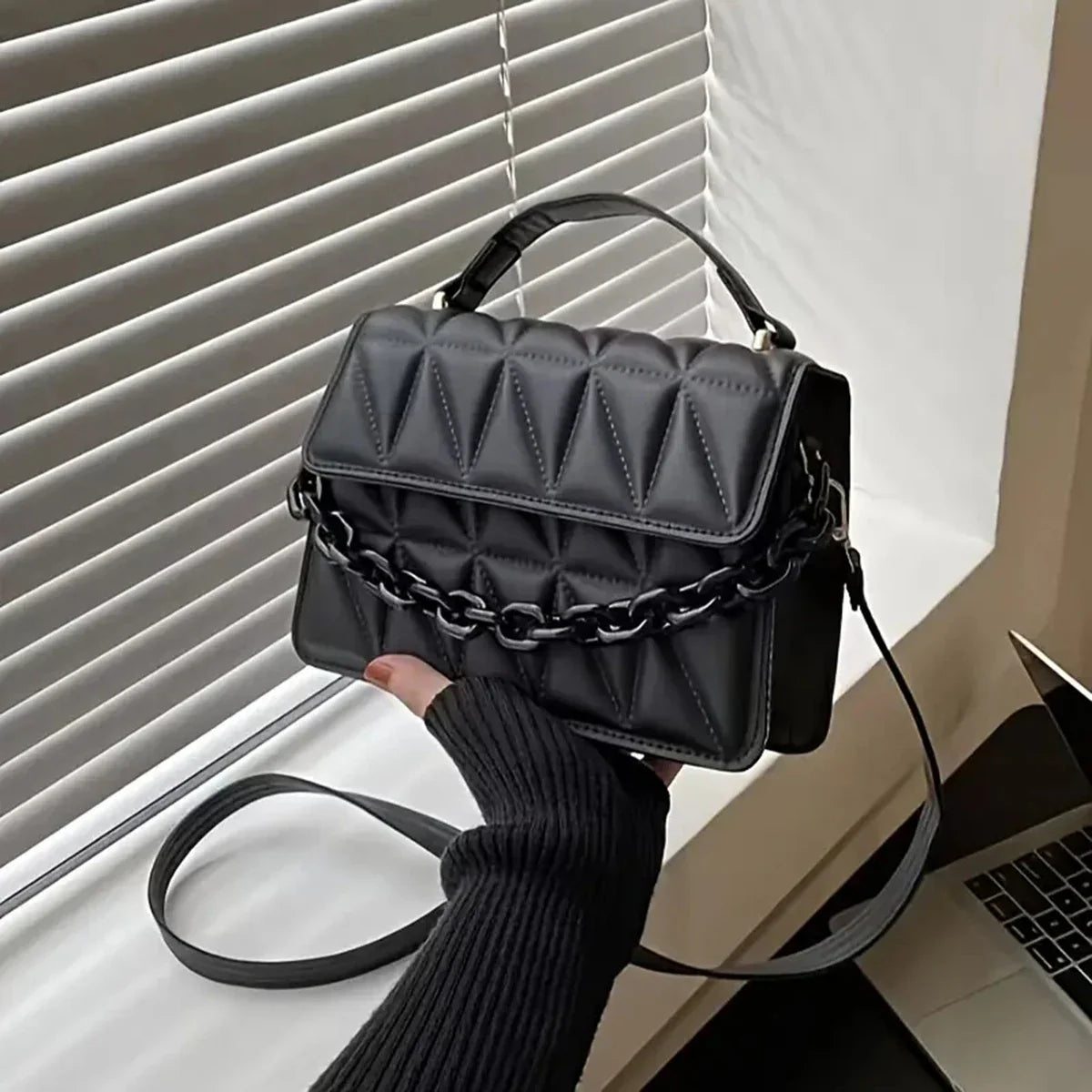 Diamond Chain Handbag Women's | Fashion Retro Embossed Small Square Bag & Single Shoulder Crossbody Bag