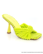Lime / 6 fits most like a 5.5