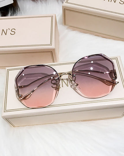 Women's Stylish Vintage Oversized Square Gradient Sunglasses | ZAKAPOP