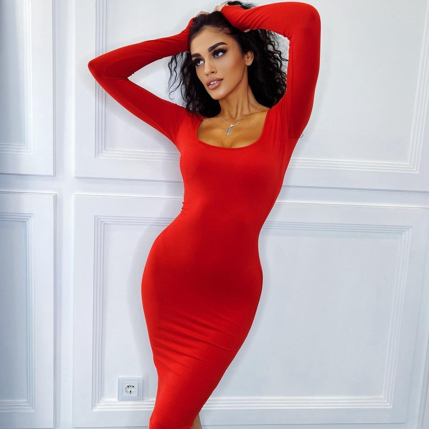 Fashion Square Collar Long Sleeve Solid Color Waist Tight Slimming Sheath Dress