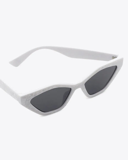Retro Angular Cat Eye UV400 Sunglasses