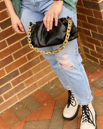 Black Manhattan Girl Chain Link Clutch