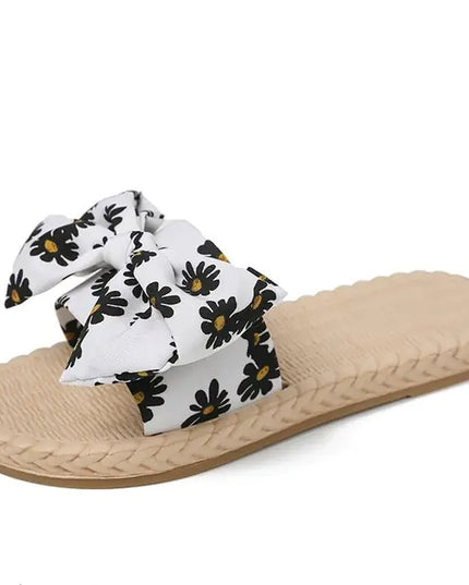 Women's Summer Flat Beach Casual Sandals - Slip-On Style