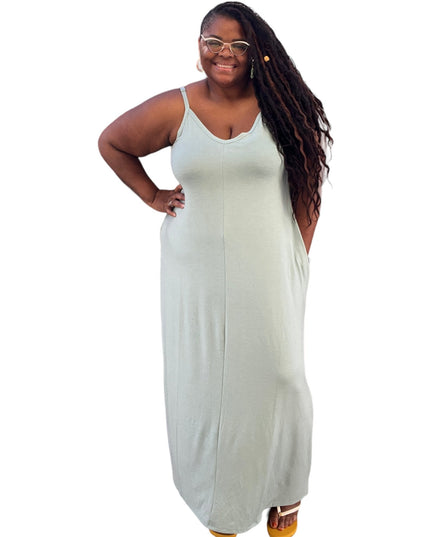 Women's Plus Size Cami Maxi Dress with Pockets